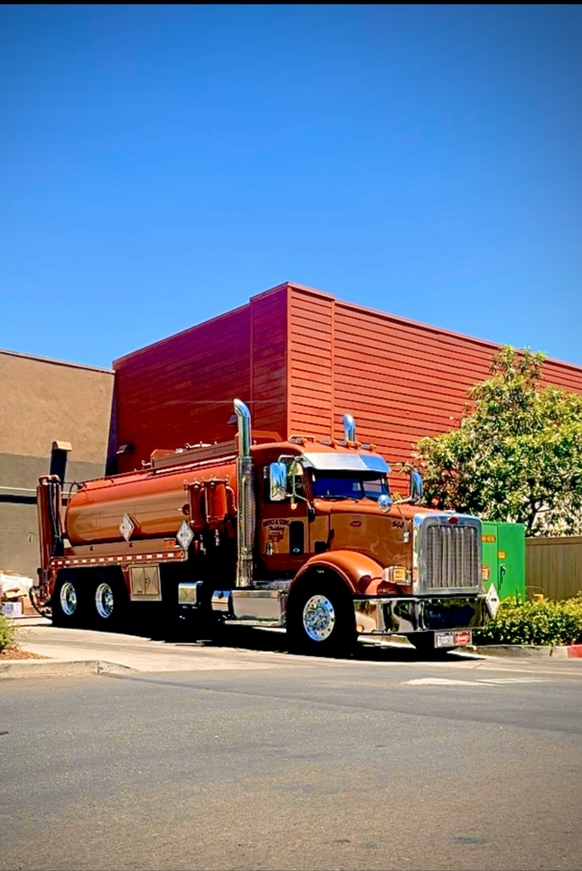 Bobtail-Truck-1-e1775568869379.png